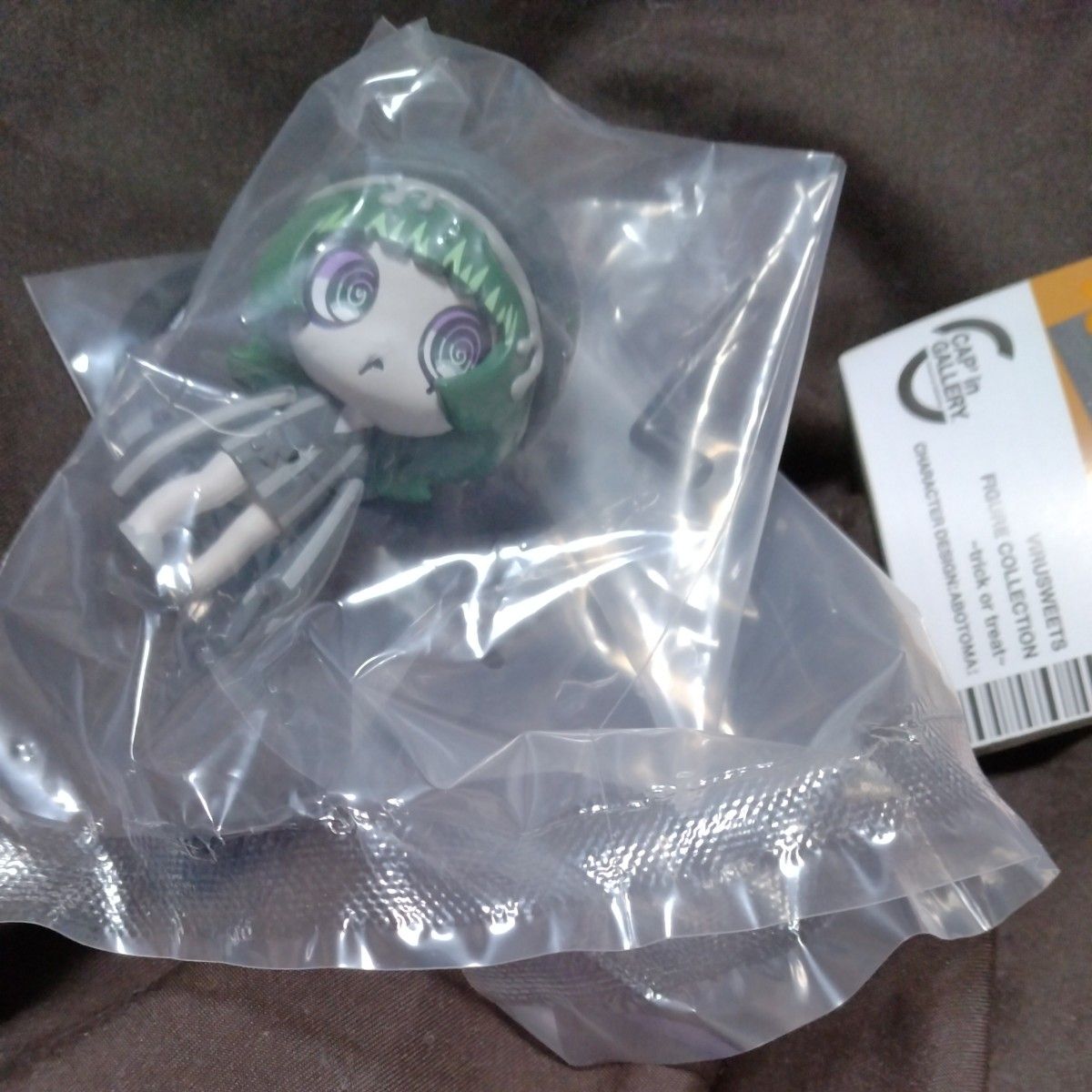 Trick or Treat WILD SWEETS Black Sesame Macaron Figure Collection Bandai Limited to Selected Stores Halloween