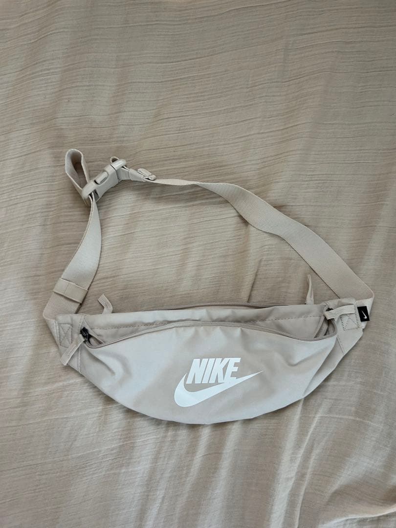 NIKE 腰包 米色