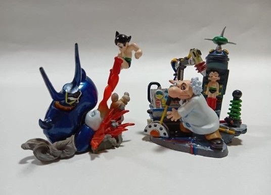 Astro Boy Figure 2-Piece Set with Dr. Ochanomizu Diorama