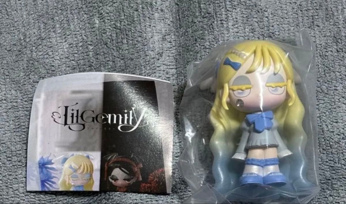 LilGemily 莉莉杰米莉 Light