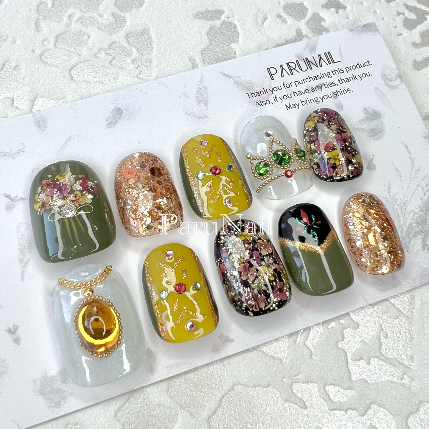[Limited nail tip] Princess/bridal/wedding/green/dress/tiara/accessories/black/gold/pressed flower/brown/glitter nail/adult nail/autumn/Halloween/fancy dress
