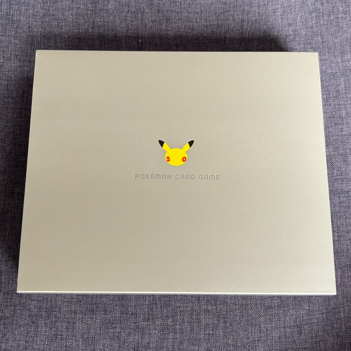 宝可梦卡牌游戏 30th CELEBRATION FUTURISTIC BOX 特制展示框