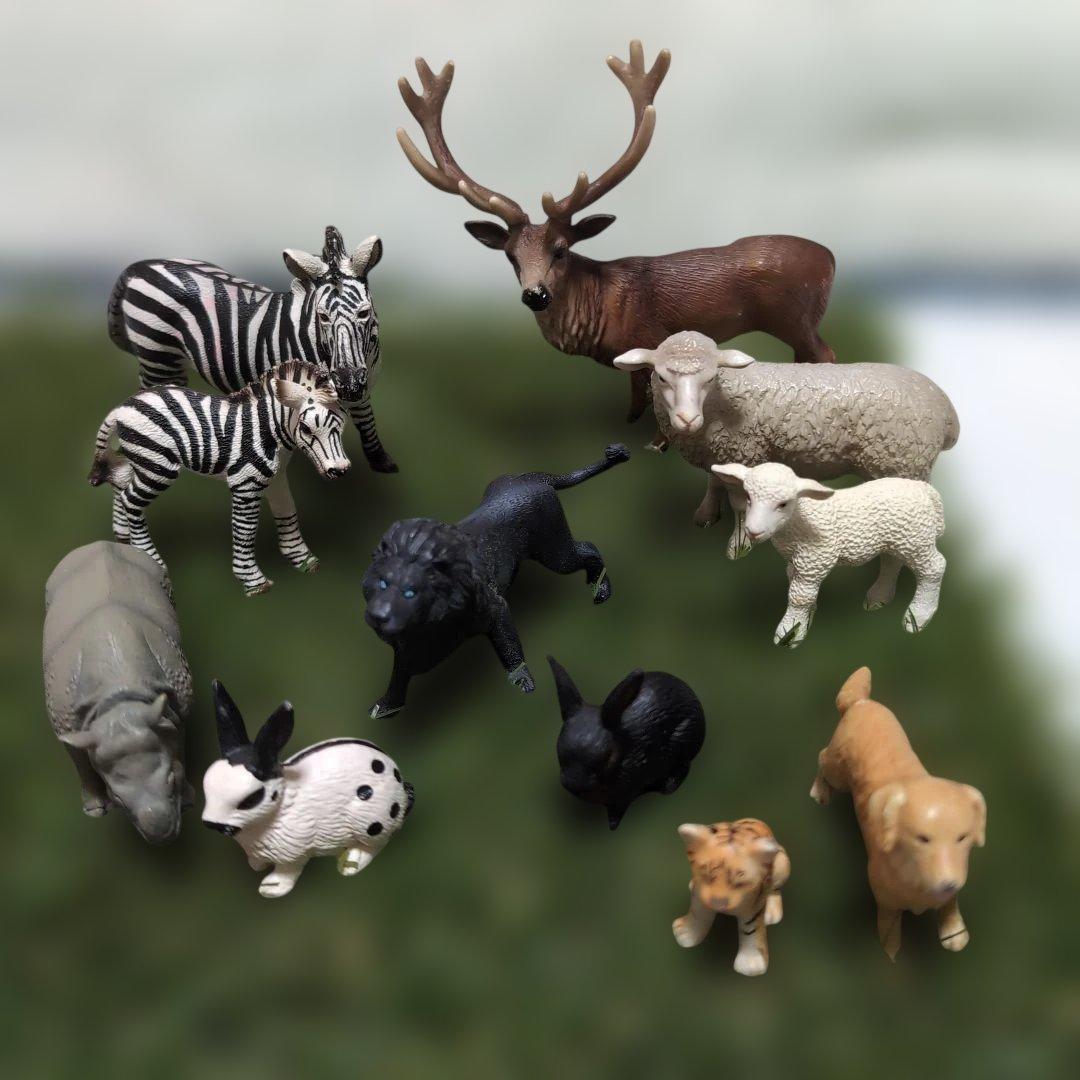 Schleich AniMales Animal Figures 11-Piece Set Miniature