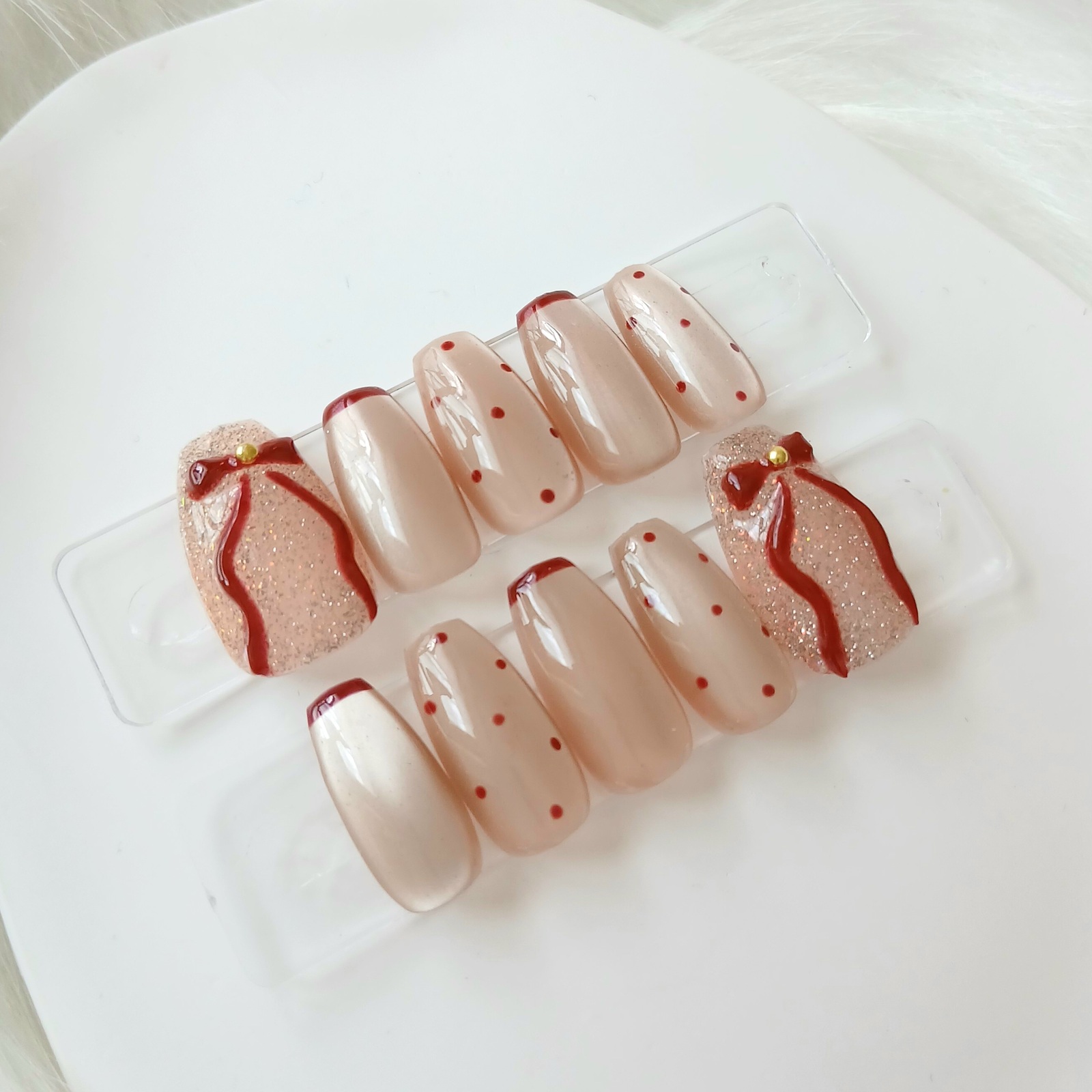 Ribbon × Dots × French🎀Nail tips, magnetic, ribbon, red, burgundy, simple, polka dots, French tip, beige, Christmas, glitter, winter, coming-of-age ceremony, fan activities, spring, summer, autumn, graduation ceremony, entrance ceremony, wedding