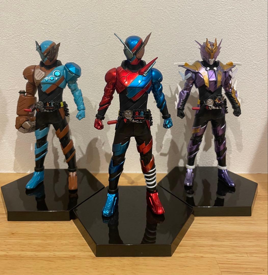 DXF Kamen Rider Build Figure 3-Piece Set