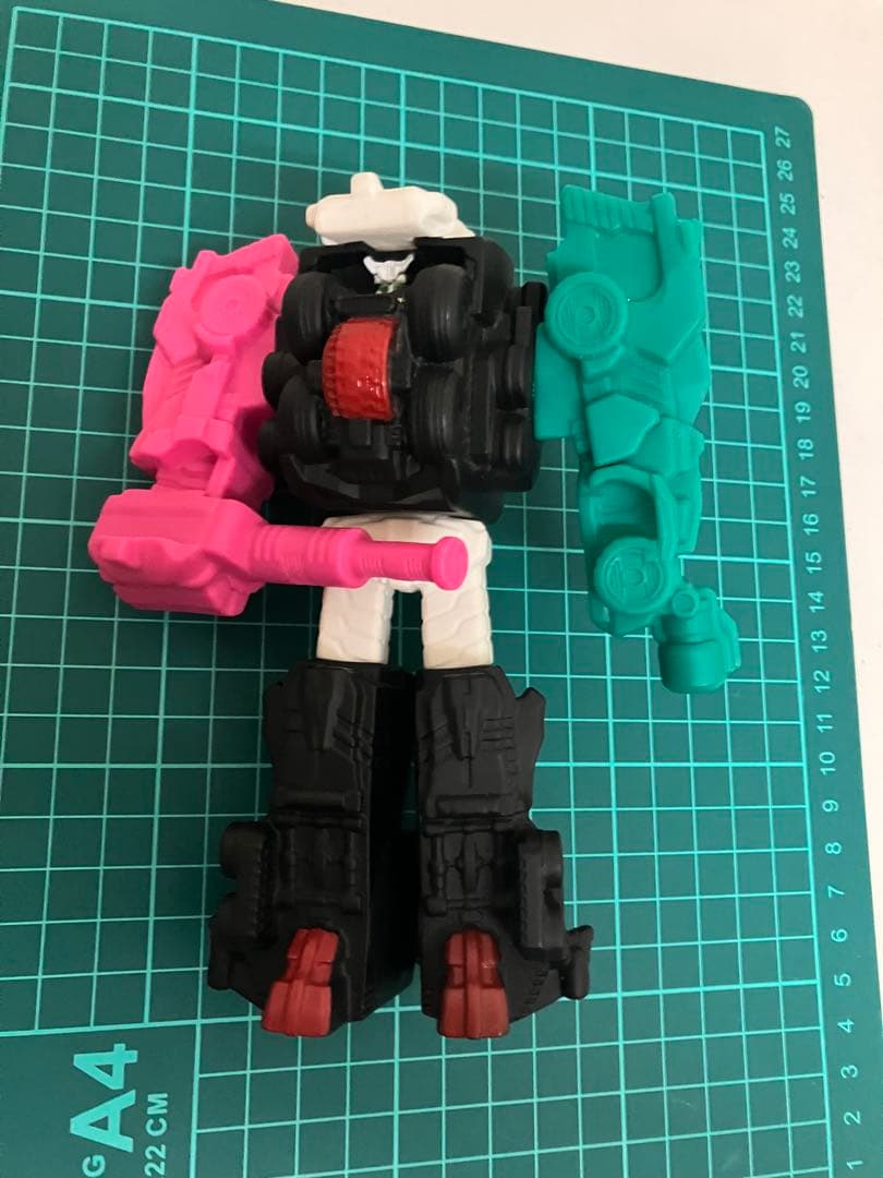 Lupinranger VS Patranger Fight! Patkaiser Soft Vinyl