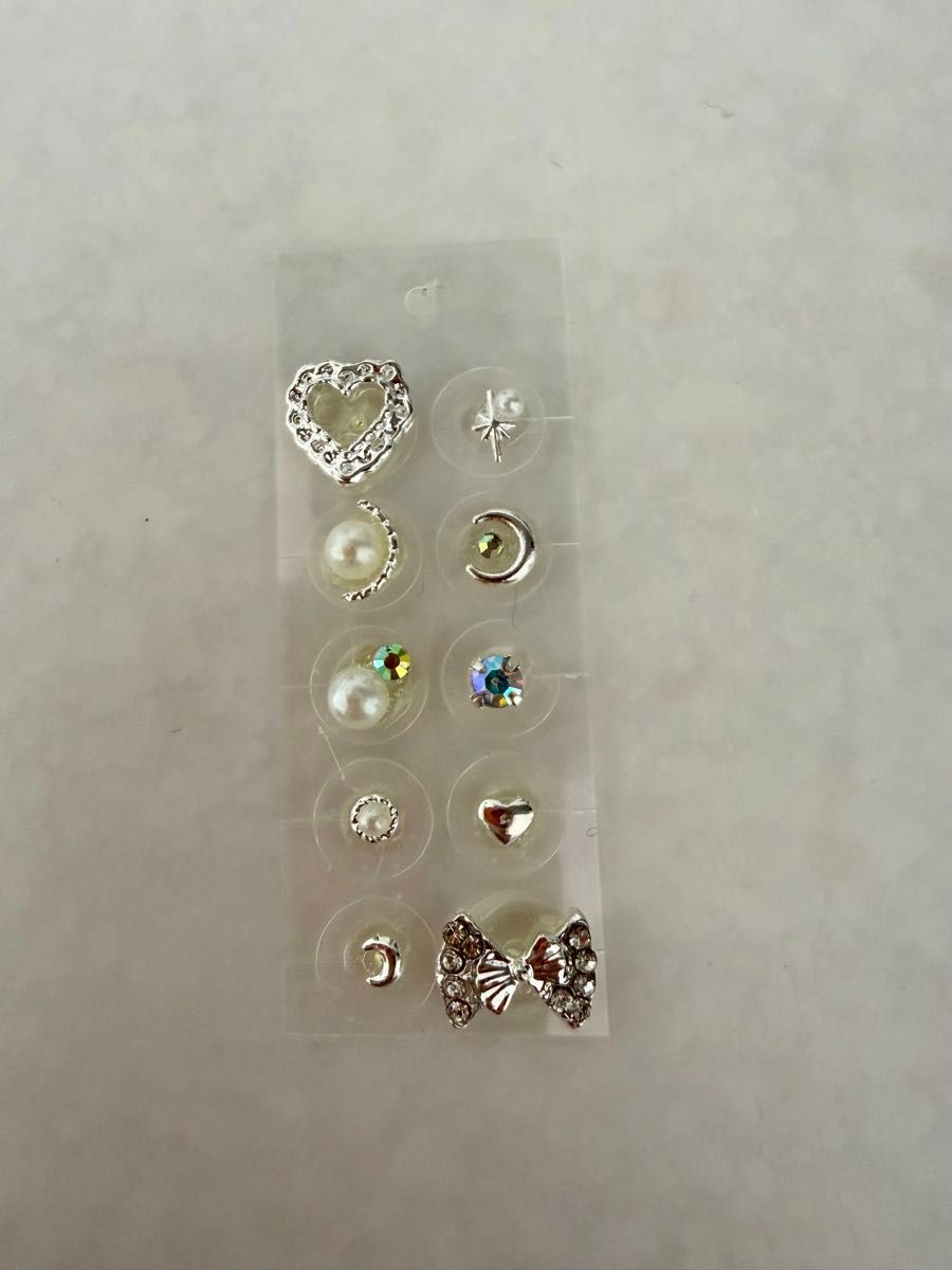 Ear acupressure jewelry, 10 beads, heart ribbon, silver