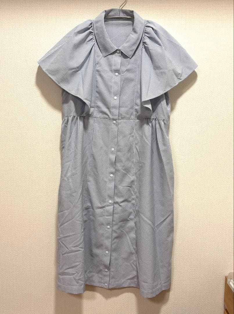 Wacoal striped ruffle-sleeve nursing dress, size M-L
