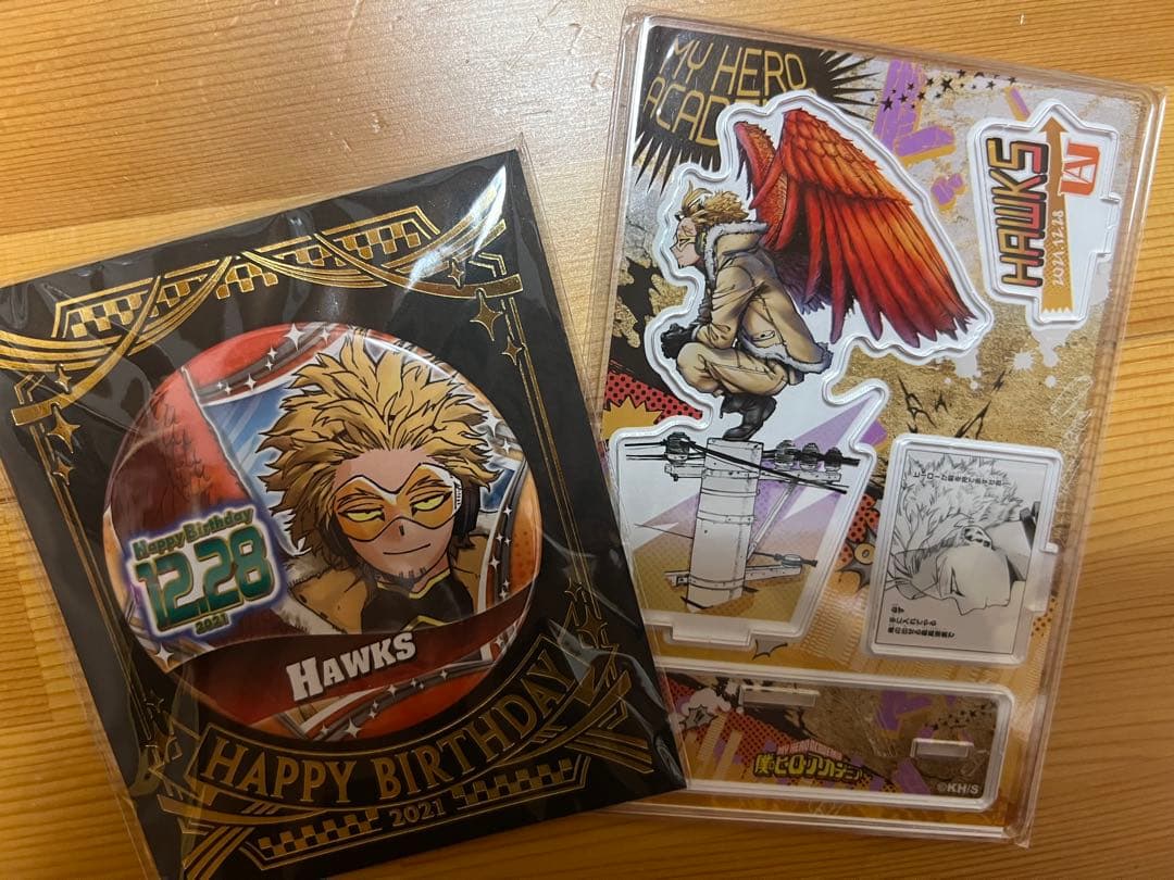 My Hero Academia Hawks Birthday Acrylic Stand Can Badge