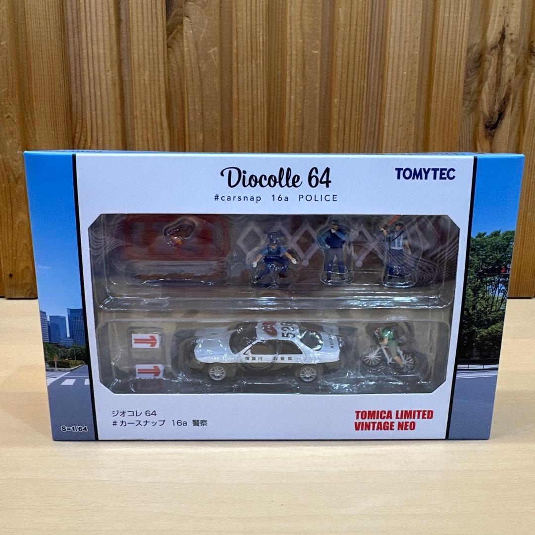 Tomica Limited Vintage Neo Geo Collection 64 Car Snap 16a Police