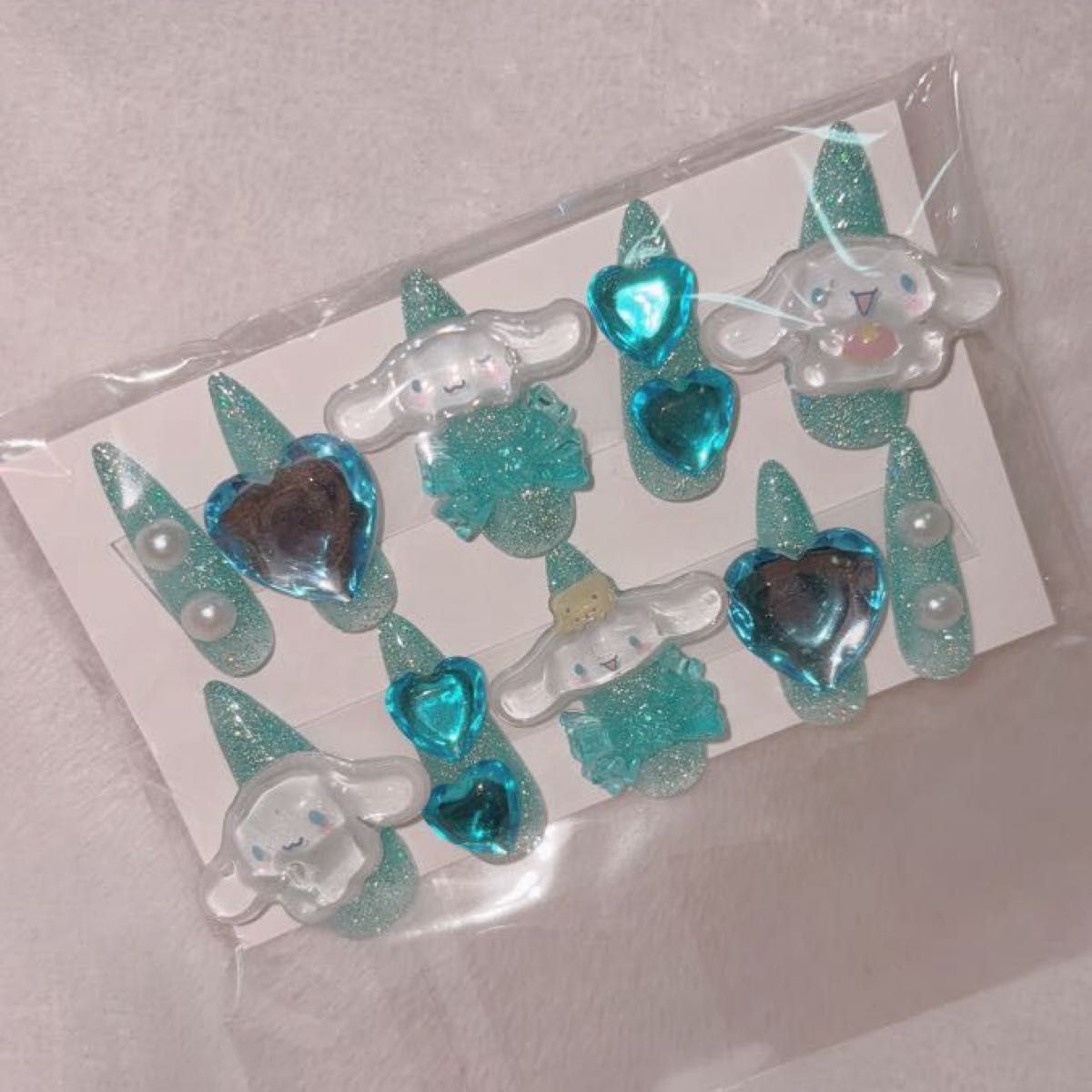 Cinnamoroll deco parts, handmade nail tips, Heisei-era girl style, flashy and long