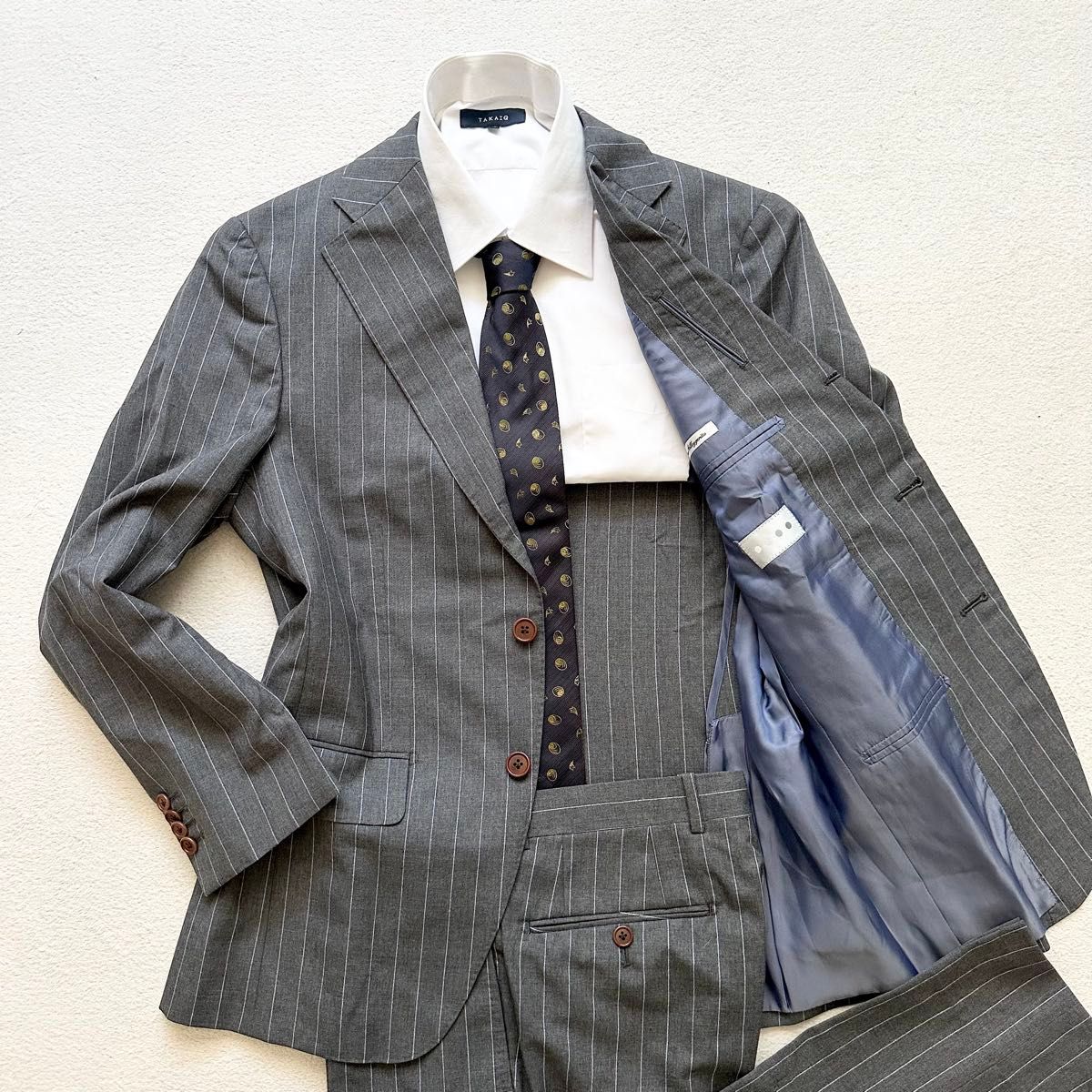 Takaku × kanonico高级布料套装灰色条纹A4
