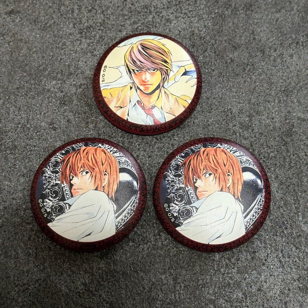 DEATH NOTE Light Yagami Leather Can Badge 3-Piece Set