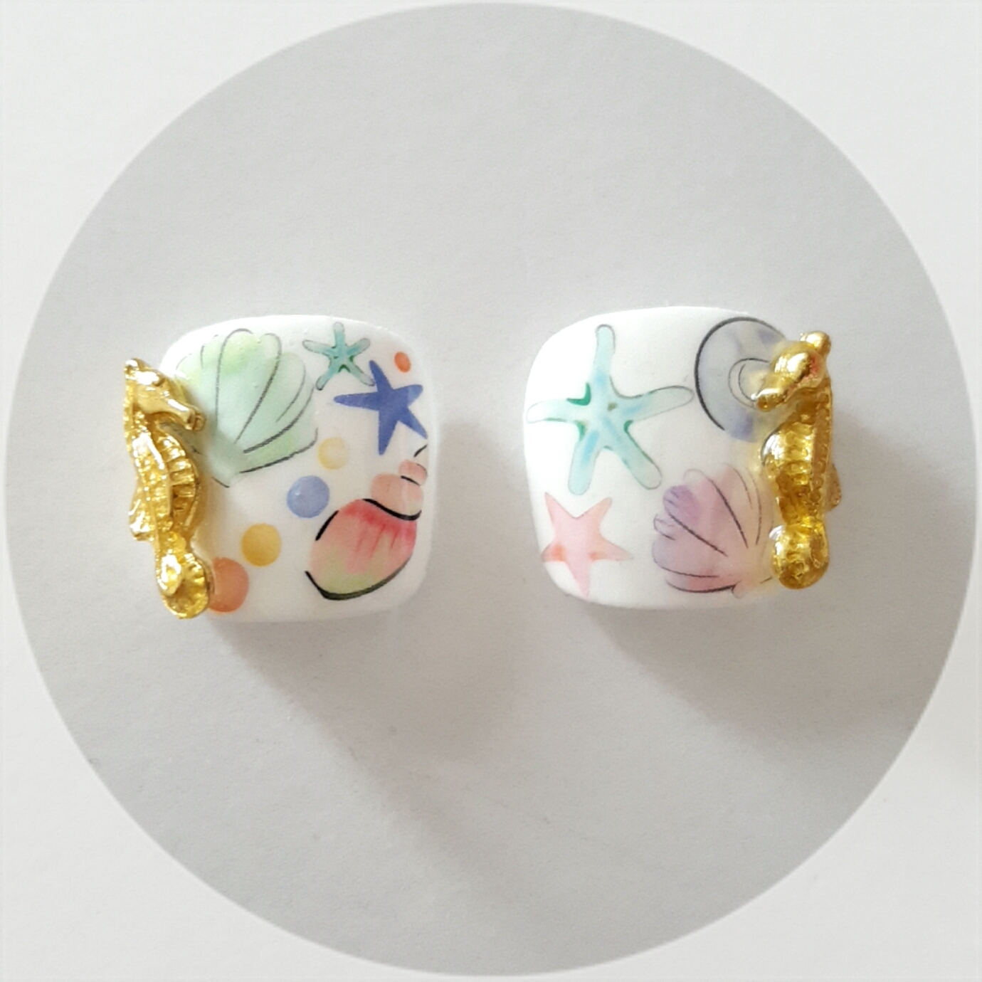 Thumb Foot Nail Sea Horse