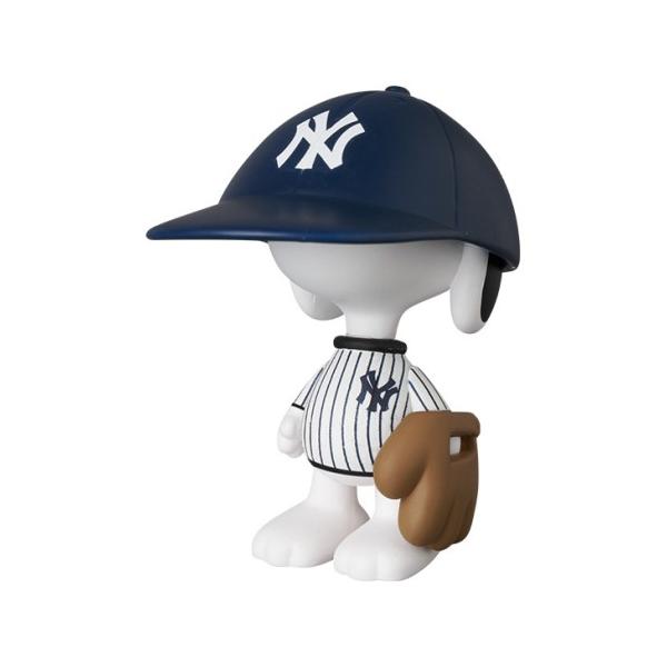UDF MLB × 《PEANUTS》NEW YORK YANKEES SNOOPY (花样滑冰)