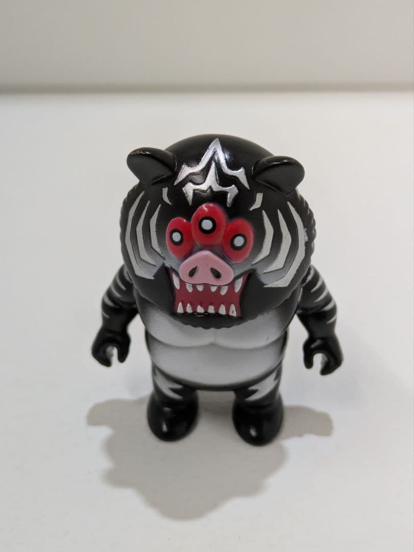 Butaiger Black VAG Gacha
