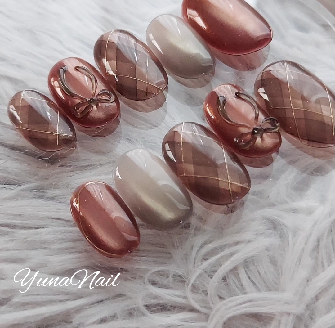 Autumn Nail Nail Tips Check Pattern Nail Ribbon Nail Magnet Nail [Short Oval]】