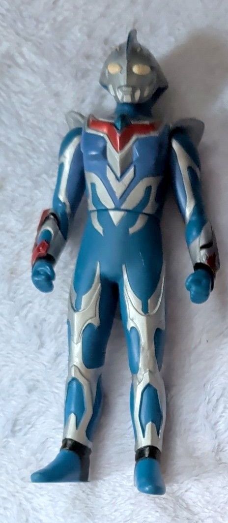 ウルトラマンネクサス ジュネッスブルー ソフビ