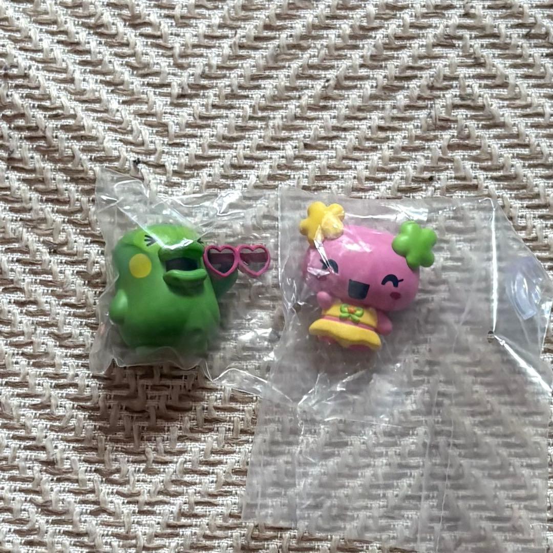 たまごっち みんなでバカンスフィギュア くちぱっち ふらわっち