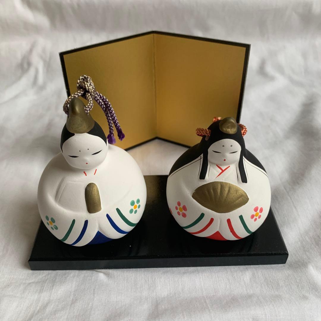 Yakushi-gama Hina Doll Porcelain Display Stand with Gold Folding Screen