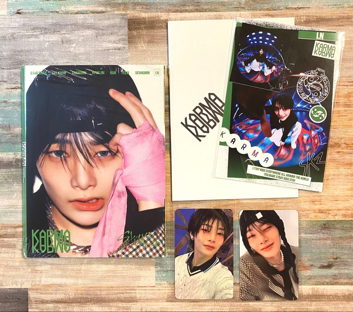 Stray Kids THE 4TH ALBUM KARMA 艾因 I.N CD 手风琴版 附收藏卡