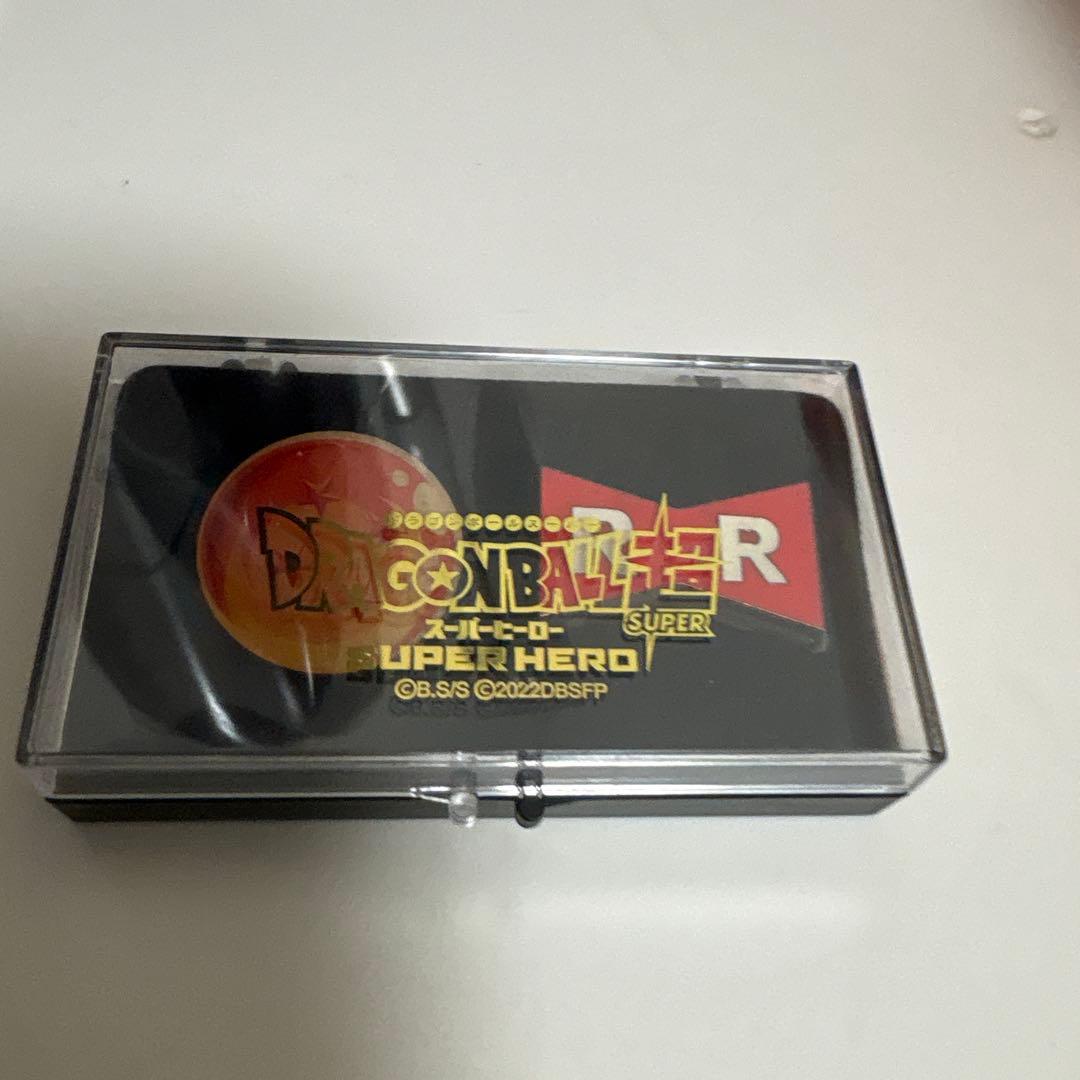 龙珠超:超级英雄徽章套装