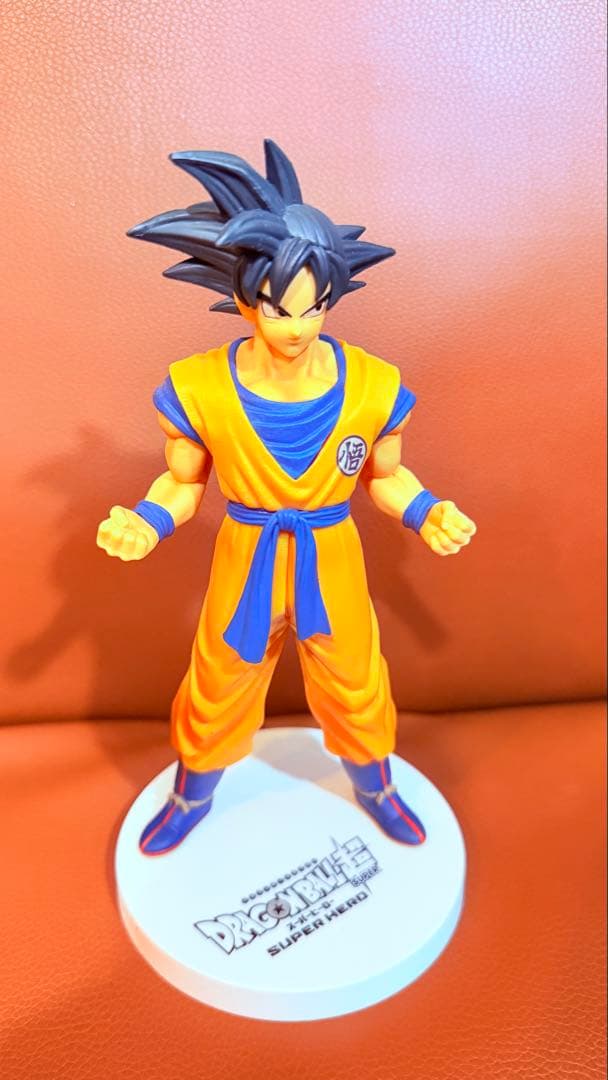龙珠超 SUPER HERO 孙悟空 手办