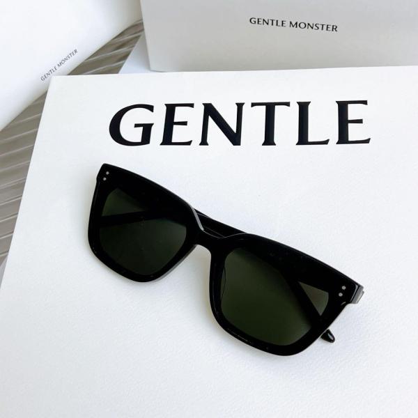 新品未使用※人気モデル*GENTLE MONSTER・ジェントルモンスター Tote 01 登坂広臣 BTS 愛用・サングラス