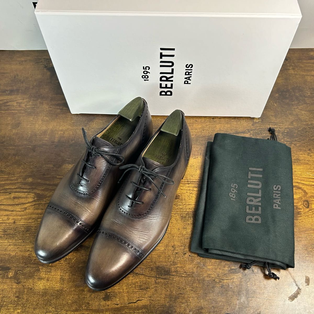 Berluti 极美品 四分之一布洛克 帕蒂纳仿旧皮鞋 8