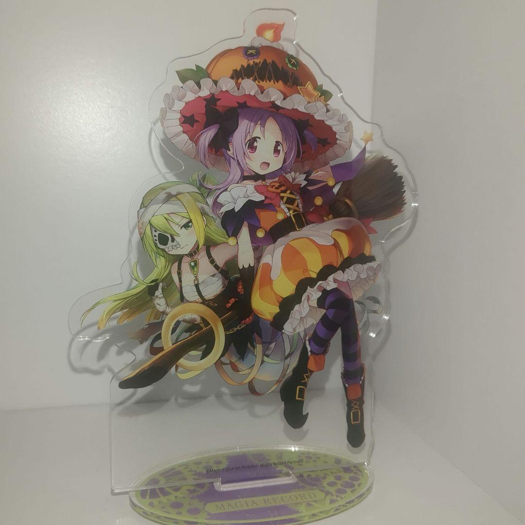 Magia Record Acrylic Stand: Arina Gray, Karin Mikurono, Halloween Version