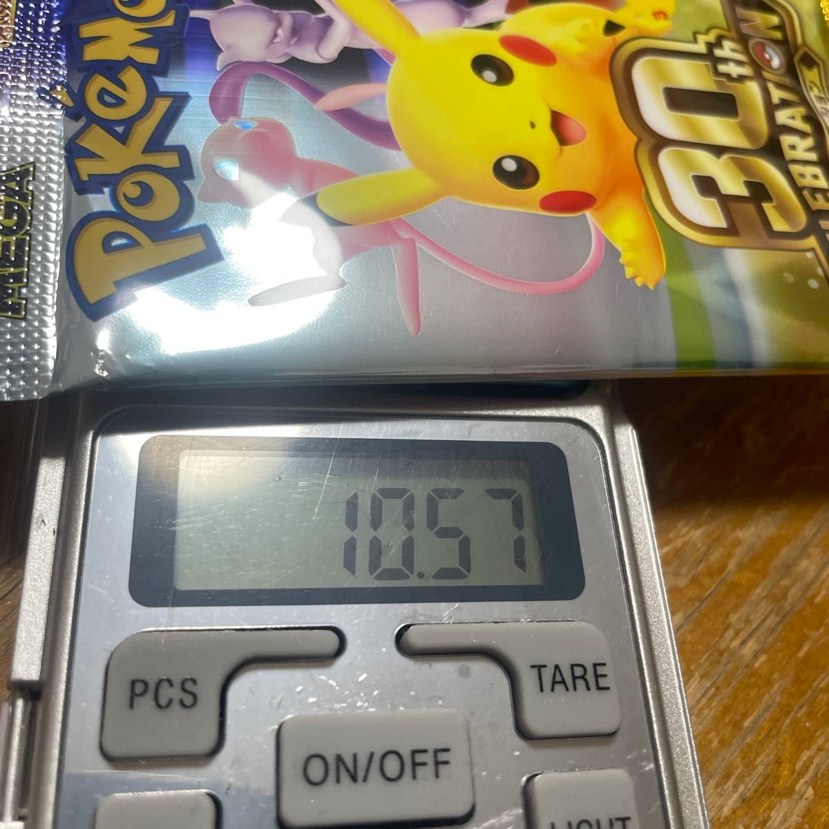 宝可梦卡牌游戏 30周年庆典 未开封2包 21.10克