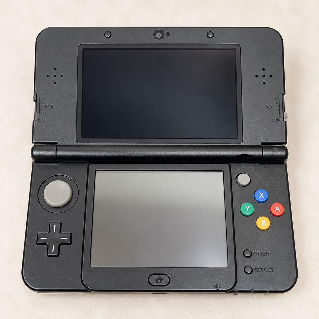 美品 New Nintendo 3DS 黑色主机 含充电器 功能正常
