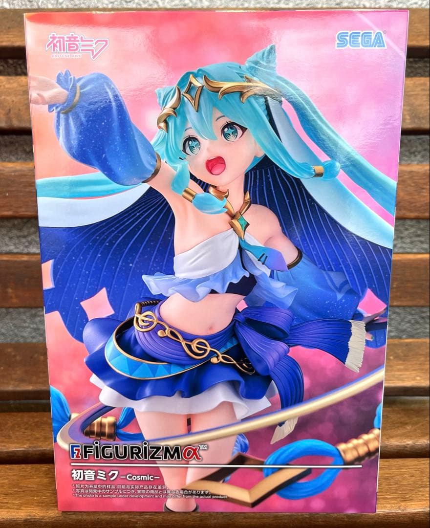 Hatsune Miku Series FIGURIZMα Hatsune Miku -Cosmic-