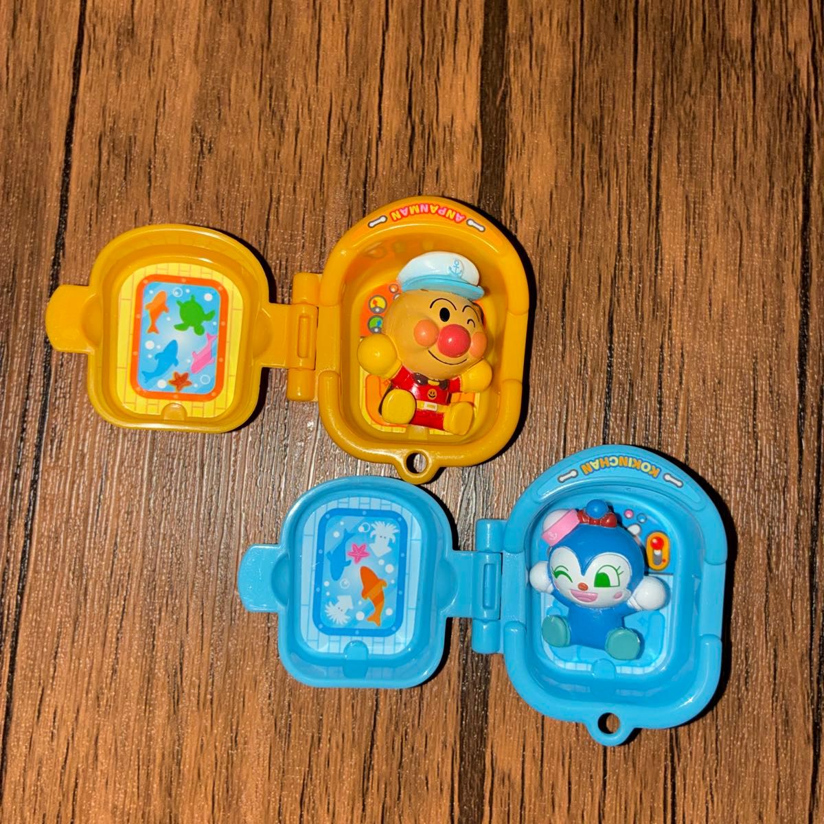 Anpanman Kokin-chan Bikkurutama DX Boat Adventure 2-Pack