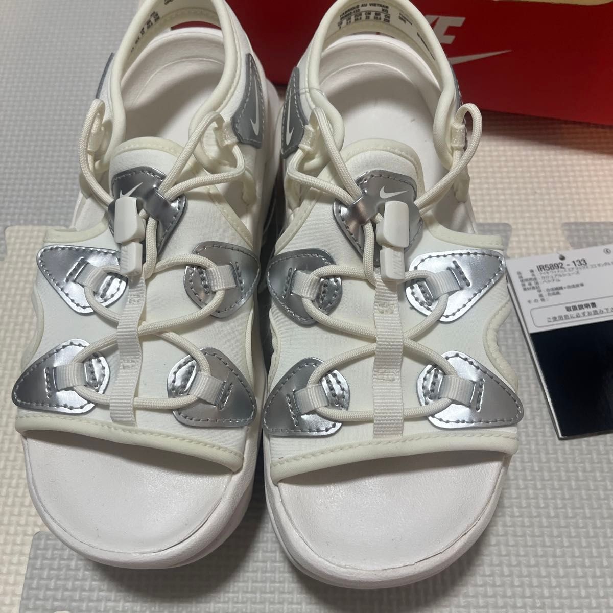 凉鞋 NIKE Air Max Coco 厚底白色