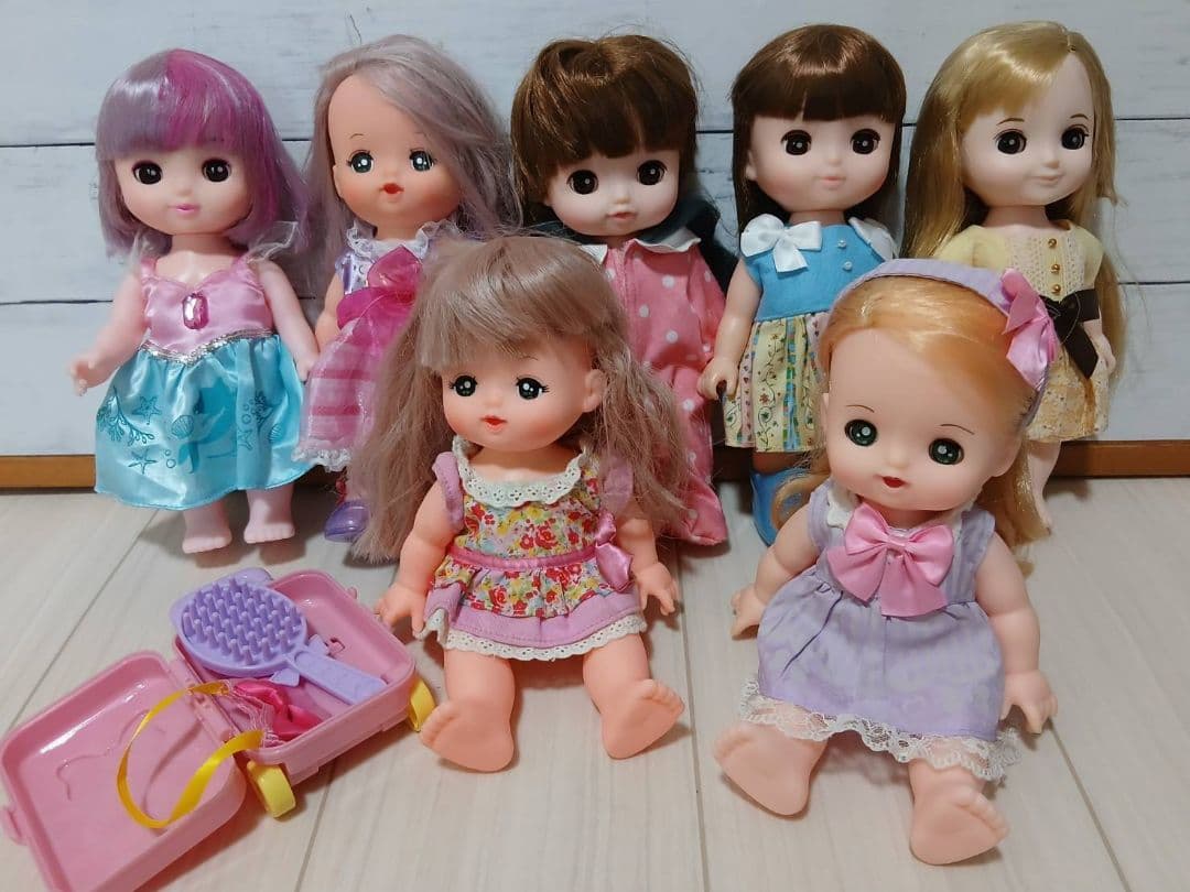 Merchan Dolls Set of 7 with Clothes Bundle Sale