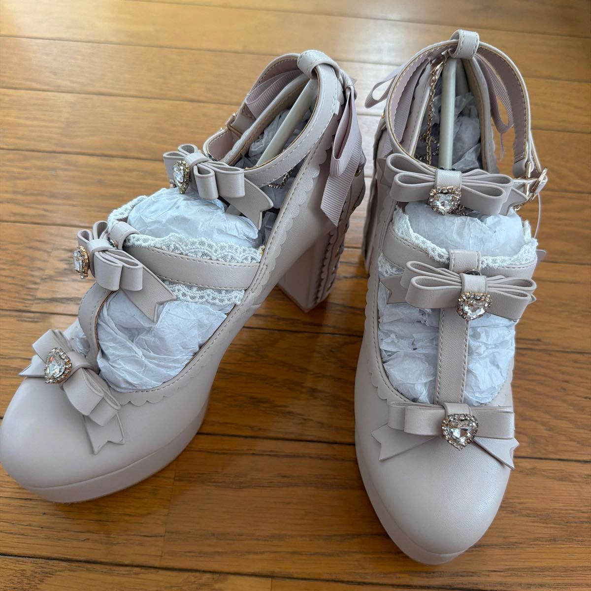 丽兹丽莎 · 洛丽塔厚底 · 潘帕斯 · 丝带花边 · 心形 · 视觉 · 粉红系