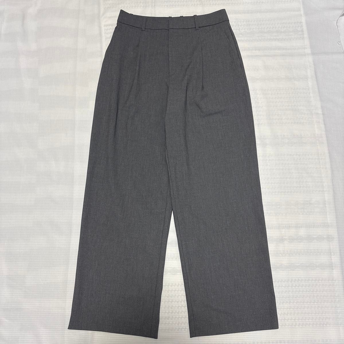 优衣库 UNIQLO 褶裥阔腿裤 灰色 L