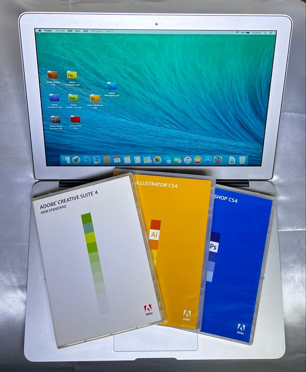 MacBook Air 13-inch【伊拉雷 & 照片 & Creative Suite 4 web Standard】