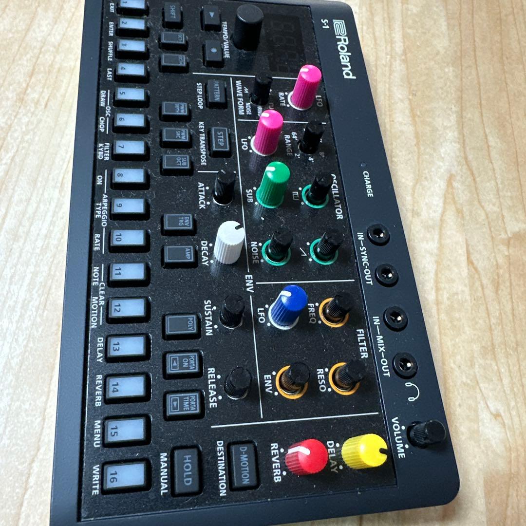 Roland S-1主机