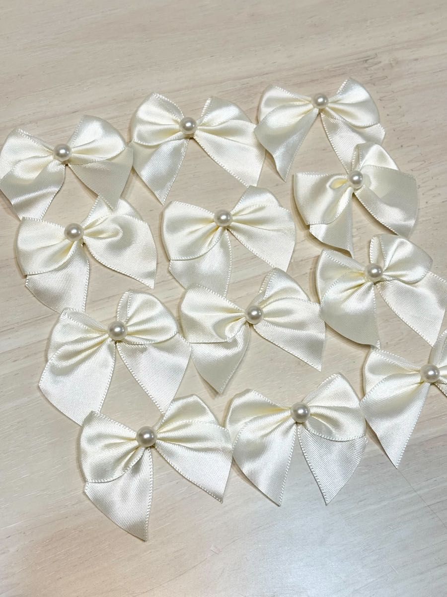Pearl-Embellished Satin Ribbon Ivory Glossy Handmade Parts Set of 12