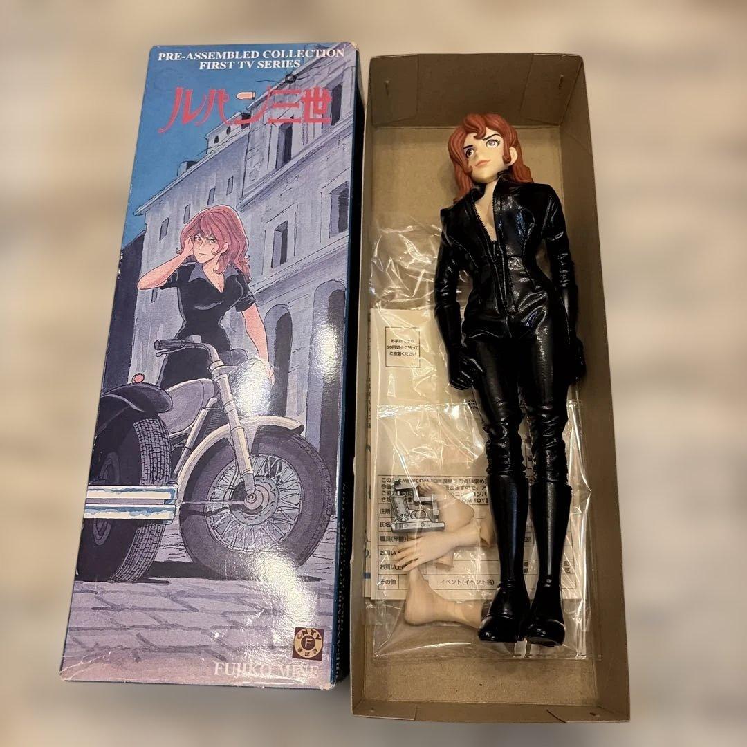 Lupin III Fujiko Mine Figure PRE-ASSEMBLED