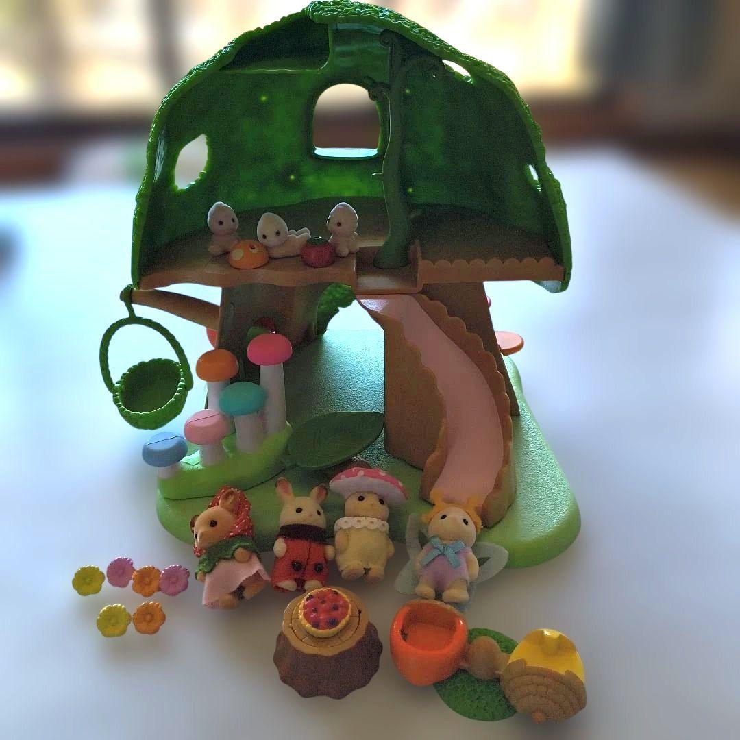Sylvanian Families Fairy's Secret Tree Gift Set