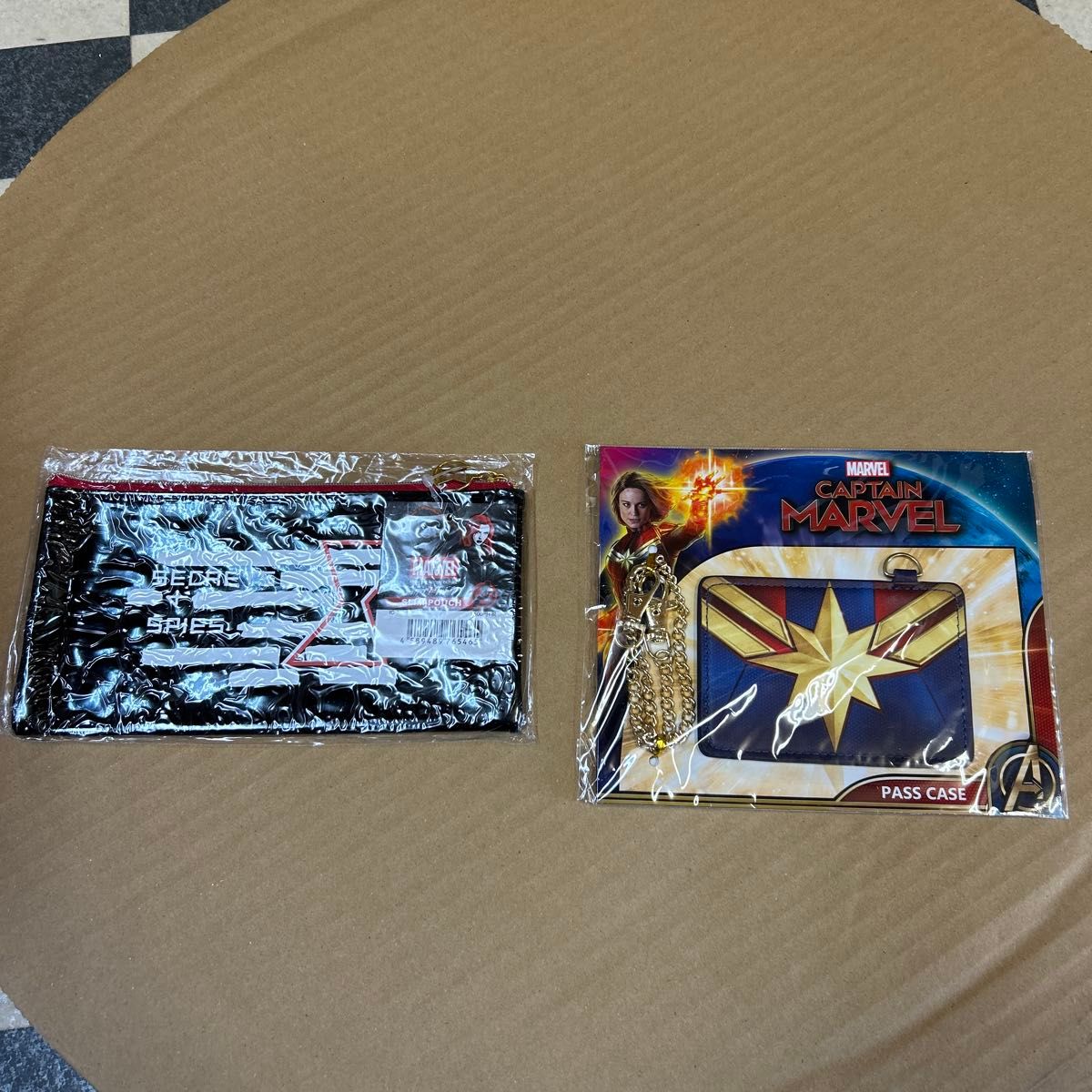 MARVEL Captain Marvel Pass Case SECRET SPIES Pouch 2-Piece Set