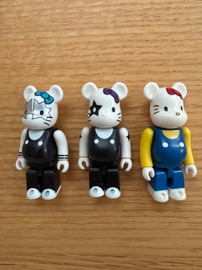 BE@RBRICK 100% 三件套装 Hello Kitty KISS