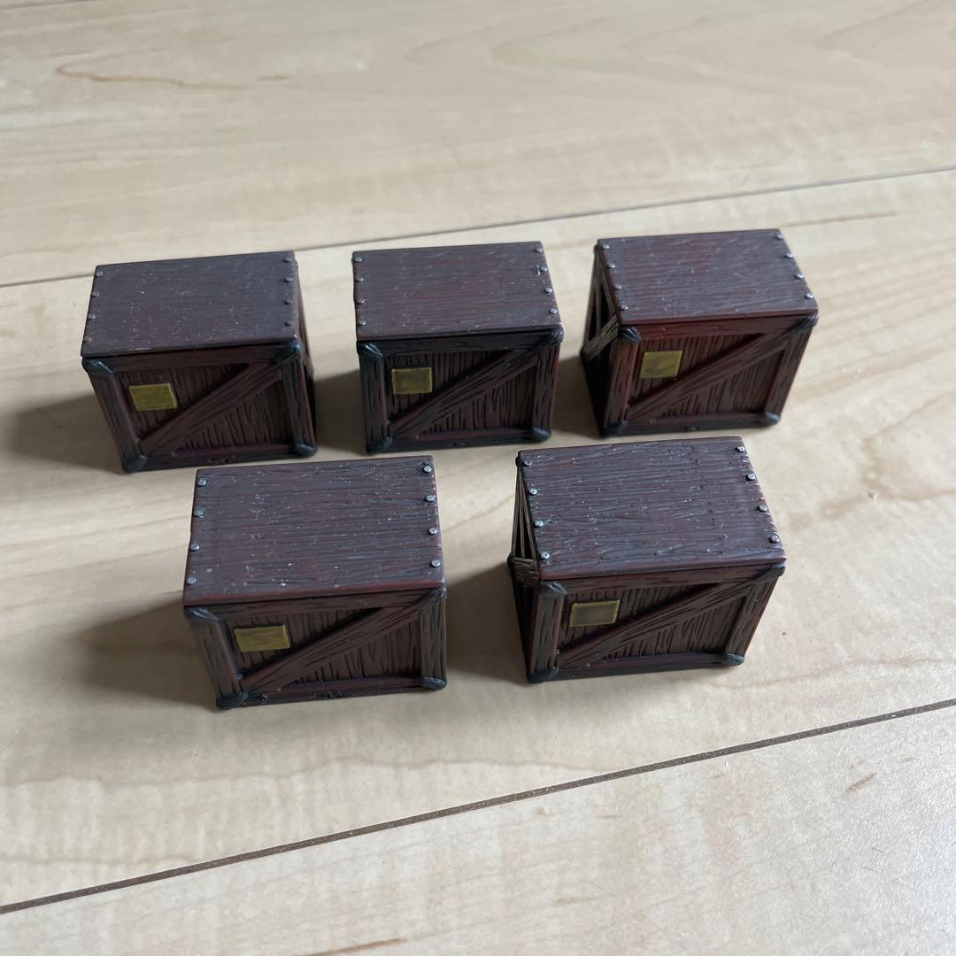 Wooden Crate Miniature Container 5-Piece Set for Airsoft, Military, and Diorama Use