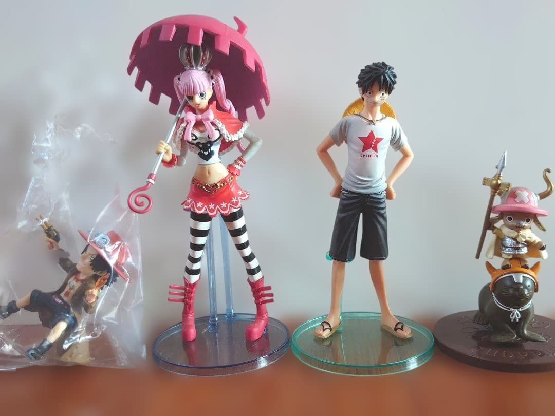[Used] One Piece Figures Luffy, Perona, Chopper, Ace 4-Piece Set