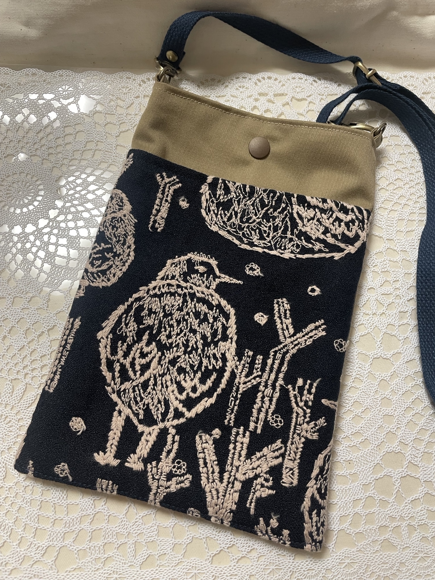 ✨新品✨✿免运费✿手机斜挎包 手机零钱包 多功能 Minä Perhonen home circle 母亲节礼物