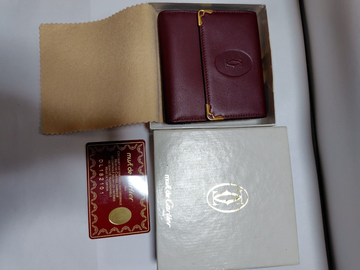 卡地亚Must双折钱包 波尔多酒红色皮革 DL182101 带盒及保修卡