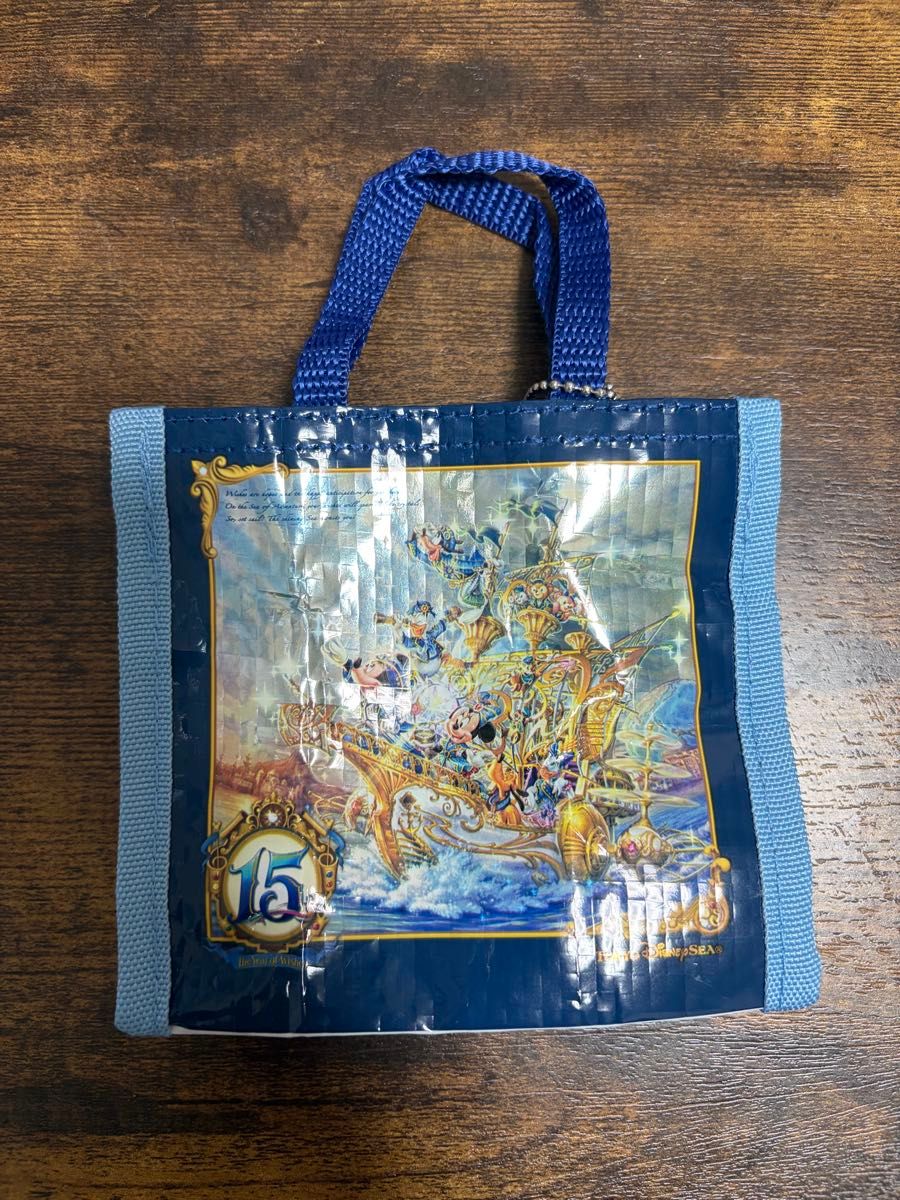 Tokyo DisneySea 15th Anniversary The Year of Wish Capsule Toy Mini Tote Bag